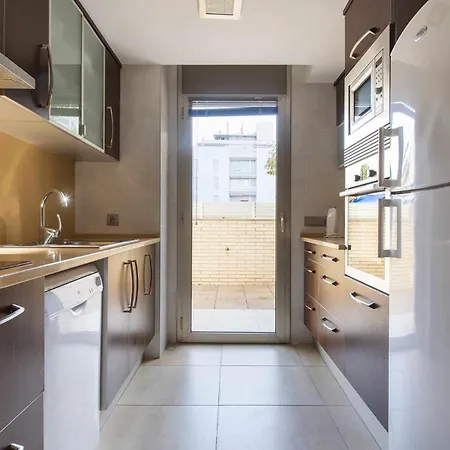 Apartamento Voramar - A 50 M De La Playa, Parking Y A/A *