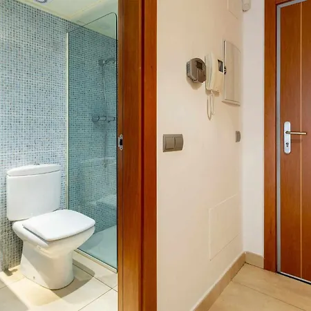 Apartment Voramar -a 50 Metros Playa. Parking, Wifi Y Aacc