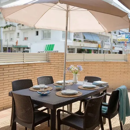 Voramar - A 50 m De La Playa, Parking Y A/a * Tossa de Mar